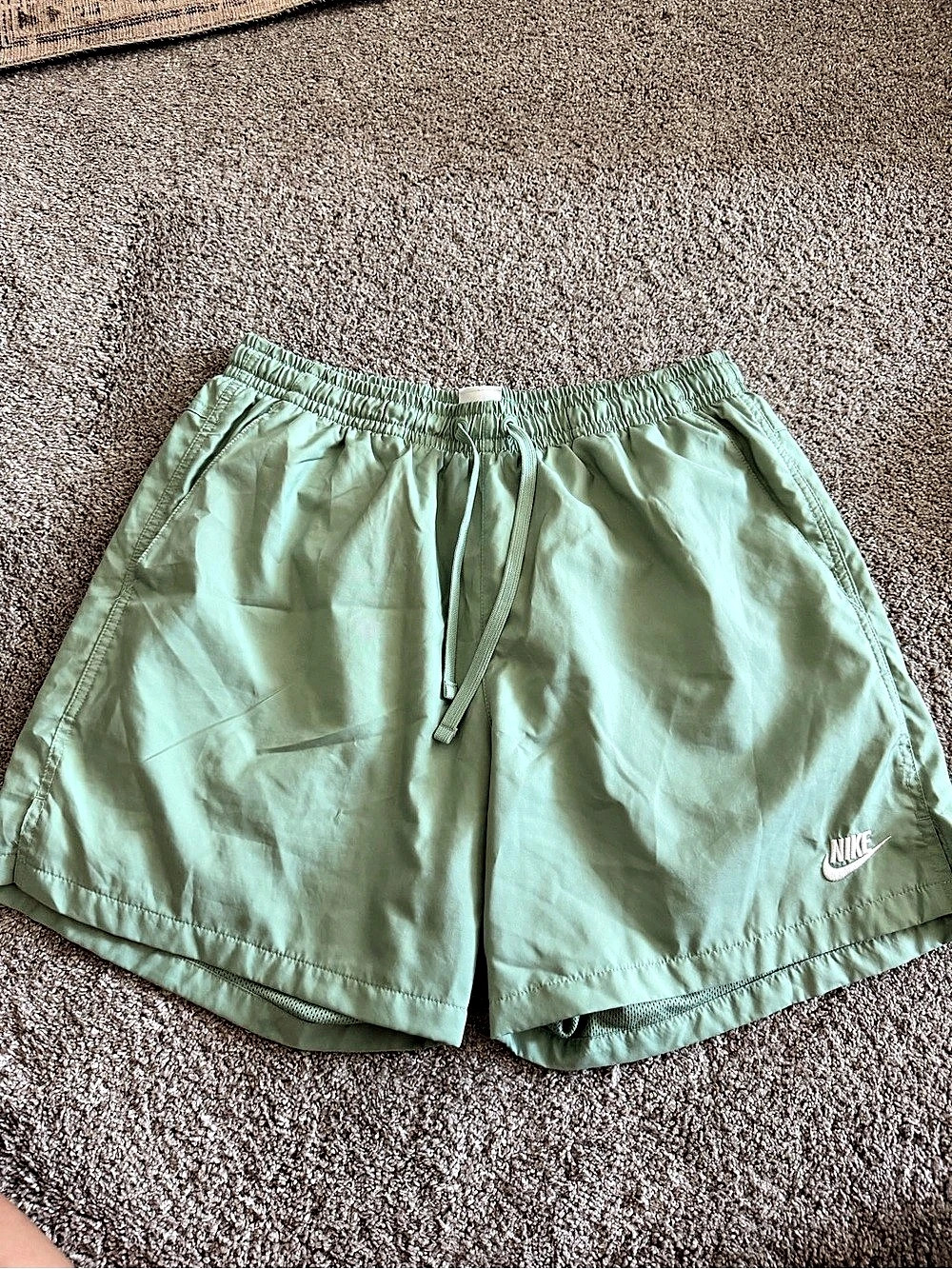 Nike Men's Green Athletic Shorts - Large